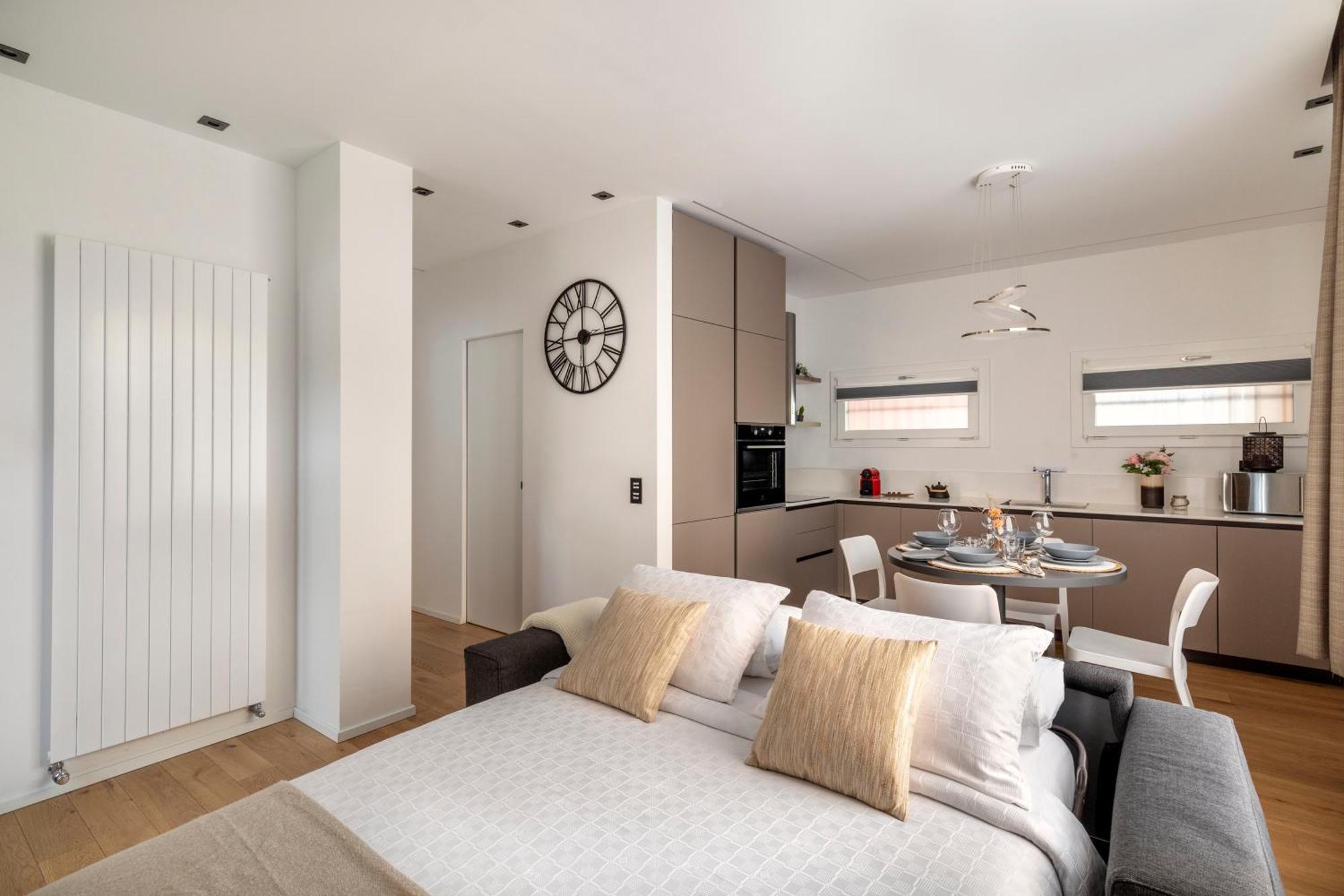 Lake Modern Suites - Free Parking ลูกาโน ภายนอก รูปภาพ